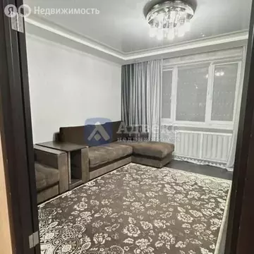 3-комнатная квартира: Тюмень, Холодильная улица, 13 (59 м)