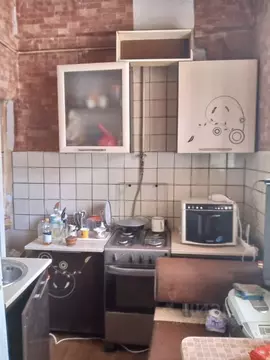 3-к кв. Волгоградская область, Волгоград ул. Тракторостроителей, 1 ...