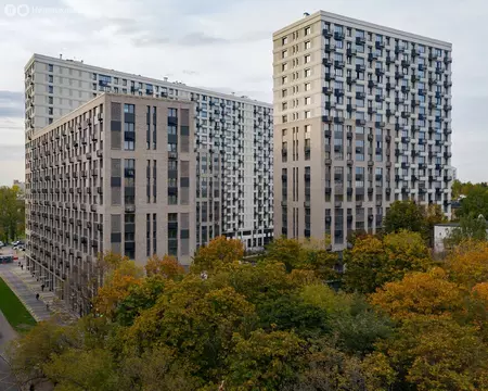 Торговая площадь (285 м)