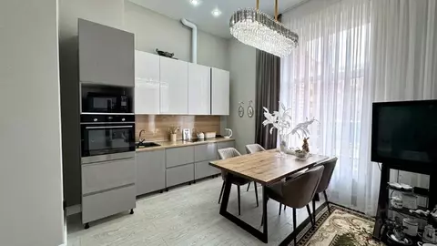 Помещение свободного назначения в Краснодарский край, Краснодар ул. ...