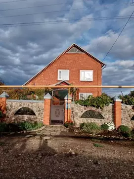 Дом в Краснодарский край, Курганинский район, Новоалексеевское с/пос, ...