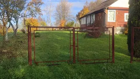 Дом в Ленинградская область, Лужский район, Серебрянское с/пос, д. ...