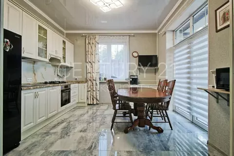 Дом в Калининградская область, Гурьевский муниципальный округ, пос. ...