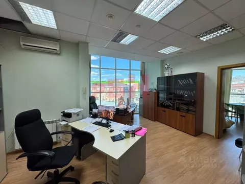 Помещение свободного назначения в Тюменская область, Тюмень ул. ...