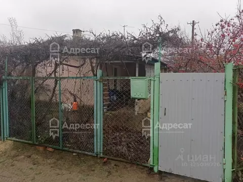 Дом в Волгоградская область, Волгоград Поселок Горная Поляна тер., ул. ...