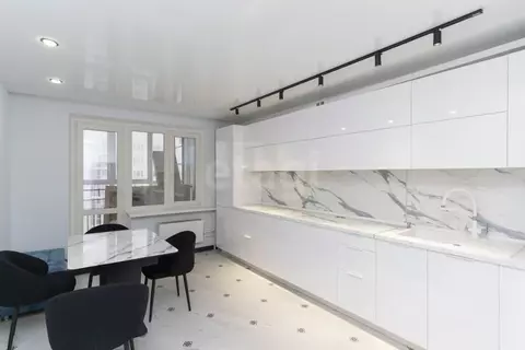 3-к кв. Тюменская область, Тюмень ул. Александра Митинского, 7 (92.5 ...