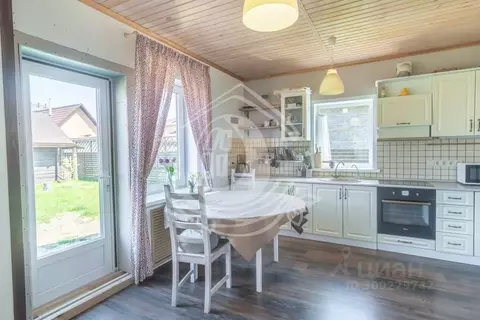 Дом в Алтайский край, Первомайский район, с. Санниково ул. 8-я ...