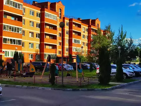 Продается 2-комнатная квартира