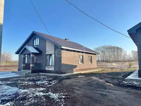 Дом в Башкортостан, Уфа городской округ, с. Нагаево  (184 м)