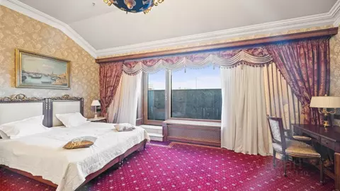 Офис в Санкт-Петербург Невский просп., 15 (42 м)