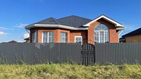 Коттедж в Тюменская область, Тюменский район, Онегин кп ул. Евгения ...