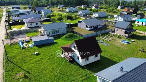 Дом в Ленинградская область, Выборгский район, Рощинское городское ...