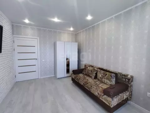 1-к кв. Тюменская область, Тюмень ул. Тальниковая, 1 (35.0 м)