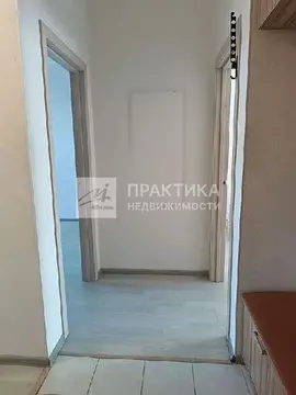 Продается 2-комнатная квартира