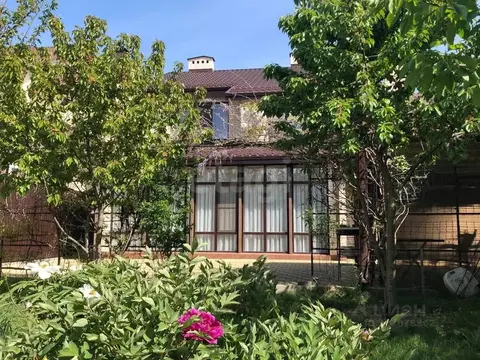 Дом в Ставропольский край, Минеральные Воды Октябрьская ул. (196 м)