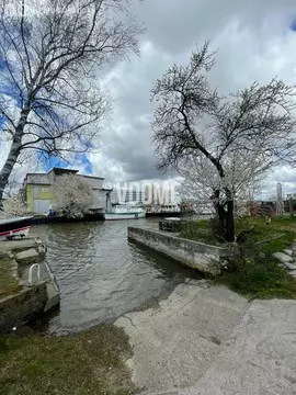 Дом в Калининград, Запорожская улица, 5В (82 м)