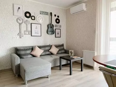 1-к кв. Тюменская область, Тюмень ул. 50 лет Октября, 57Б (75.0 м)