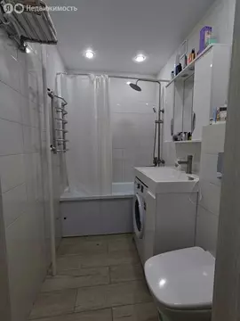 3-комнатная квартира: Чебоксары, улица Чапаева, 6 (58 м)