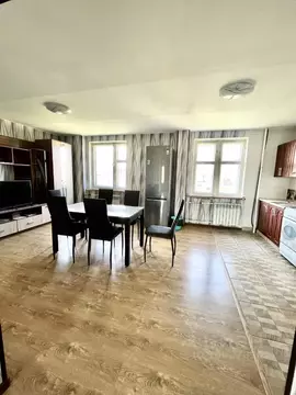 Дом в Саратовская область, Соколовый рп ул. Радужная (230 м)