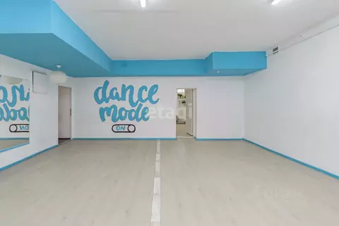 Помещение свободного назначения в Тюменская область, Тюмень ул. ...