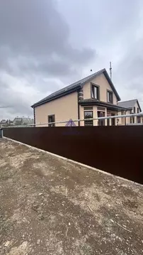 Дом в Ростовская область, Волгодонск Российская ул. (120 м)