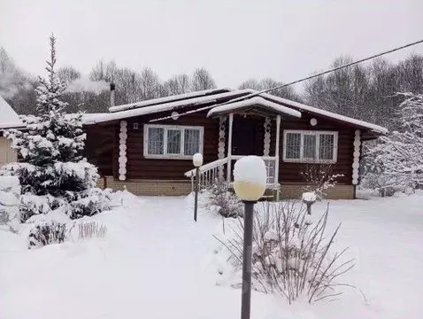 Дом в Ленинградская область, Гатчинский муниципальный округ, с. ...