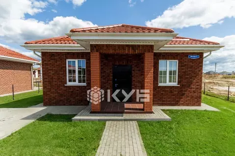 Дом в Калининградская область, Гурьевский муниципальный округ, пос. ...