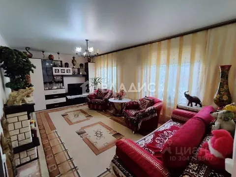 Дом в Брянская область, Брянский район, д. Стеклянная Радица ул. ...