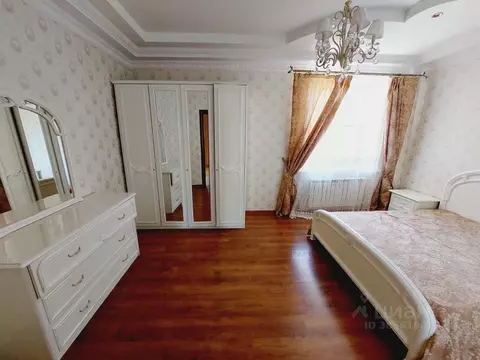 2-к кв. Калужская область, Калуга ул. Генерала Попова, 10 (72.0 м)