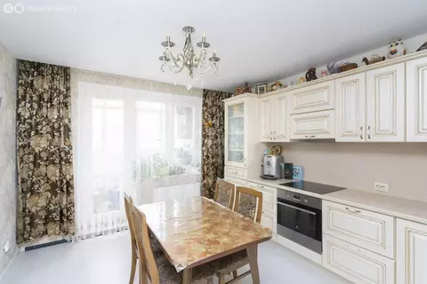 2-комнатная квартира: Тюмень, улица Федюнинского, 62к1 (67.6 м)