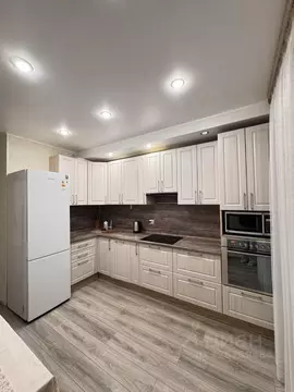 2-к кв. Татарстан, Казань просп. Победы, 139к3 (65.0 м)