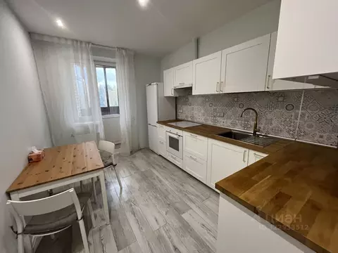 2-к кв. Московская область, Одинцово ул. Гвардейская, 15 (64.0 м)