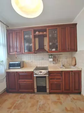 Продается 3-комнатная квартира