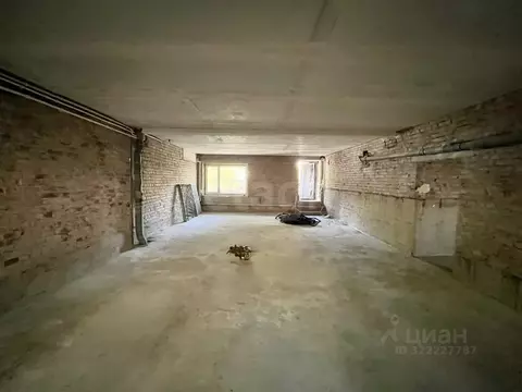 Помещение свободного назначения в Астраханская область, Астрахань ул. ...