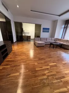 4-к кв. Москва Нежинская ул., 1к3 (200.0 м)