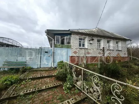 Дом в Курский район, Нижнемедведицкий сельсовет, деревня 2-е Шемякино ...