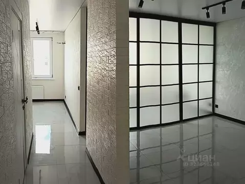 2-к кв. Волгоградская область, Волгоград ул. Расула Гамзатова, 21 ...