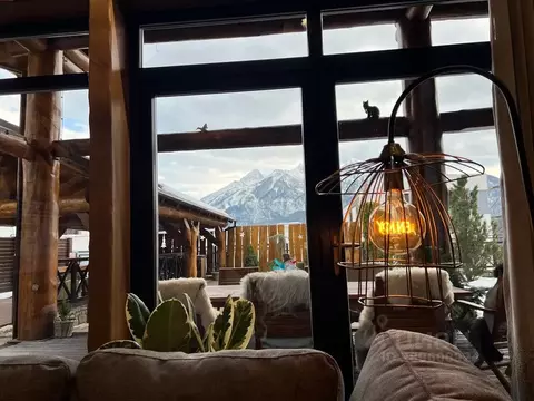 Дом в Краснодарский край, Сочи Красная Поляна пгт, ул. Ачишховская, ...