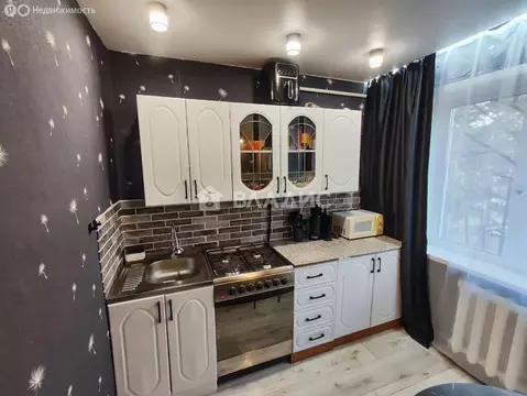 3-комнатная квартира: Ангарск, 82-й квартал, 9 (58.2 м)