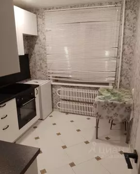 3-к кв. Самарская область, Тольятти Шлюзовой мкр, ул. ...