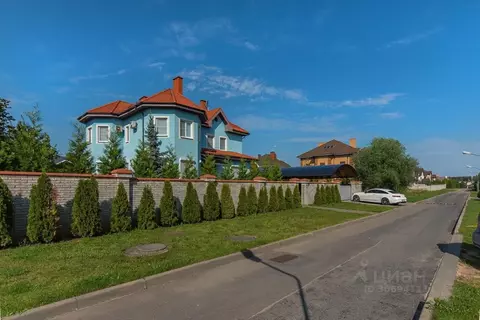 Дом в Москва д. Милюково, ул. Чистые Ключи (430 м)