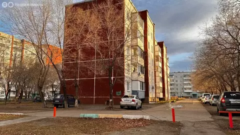 2-комнатная квартира: Саяногорск, микрорайон Ленинградский, 41 (50 м)