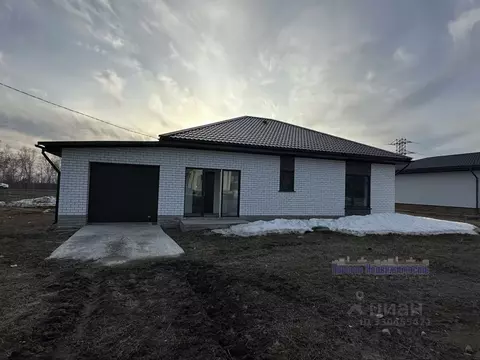Дом в Алтайский край, Первомайский район, с. Фирсово ул. Антонины ...