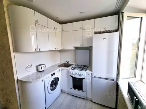 2-к кв. Волгоградская область, Волгоград ул. 50 лет Октября, 28 (45.9 ...