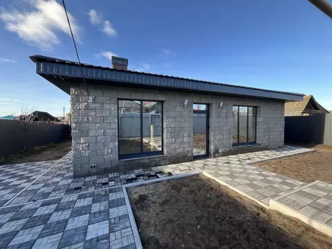 Дом в Самарская область, Волжский район, Курумоч с/пос, с. Курумоч ул. ...