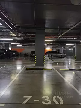 Гараж в Москва 2-я Черногрязская ул., 6к2 (14 м)