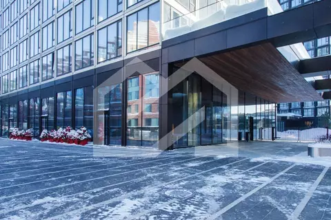 Торговая площадь в Москва Летниковская ул., 11к1 (102 м)