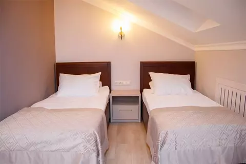 Комната Ярославская область, Ярославль Которосльная наб., 24 (33.0 м)