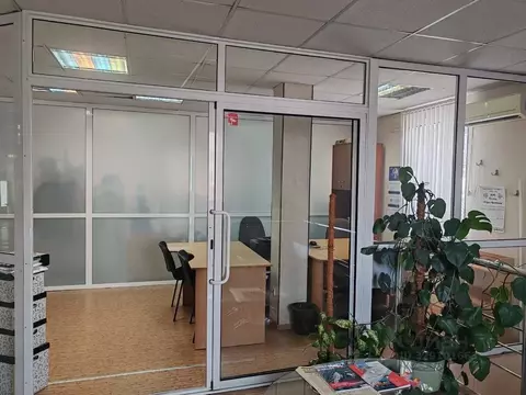 Офис в Крым, Симферополь ул. Воровского, 3 (15 м)