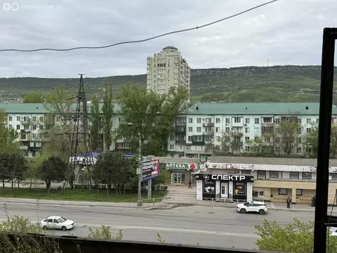 2-комнатная квартира: Махачкала, проспект Имама Шамиля, 19 (49 м)